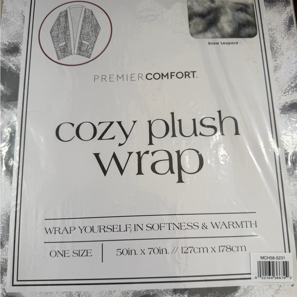 Snow Leopard Print Women's Plush Wrap. - Picture 3 of 4